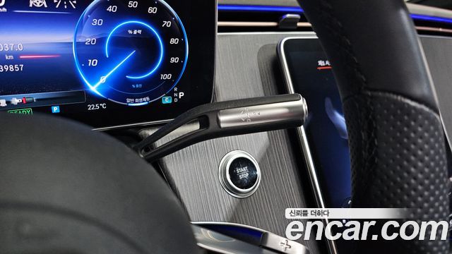 Mercedes-Benz EQS 2022 — photo 12