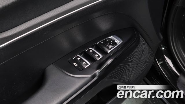 Kia K5 2022 — photo 22