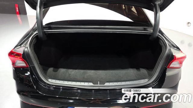 Kia K5 2022 — photo 26