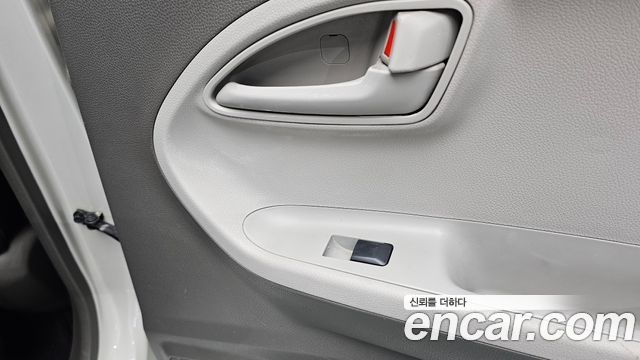 Kia morning 2012 — photo 16