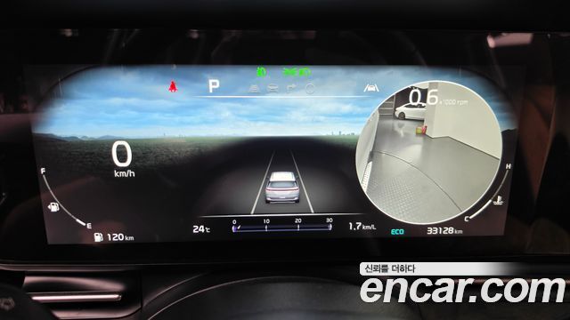 Kia Canival 2023 — photo 11
