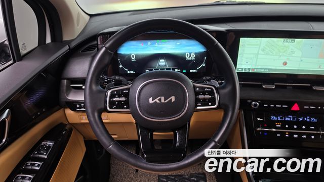 Kia Canival 2023 — photo 19