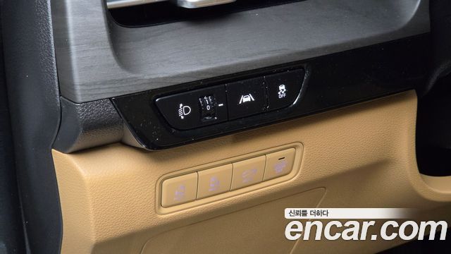 Kia Canival 2023 — photo 23