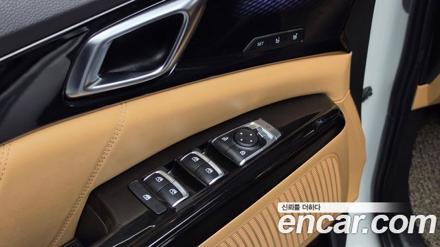 Kia Canival 2023 — photo 25