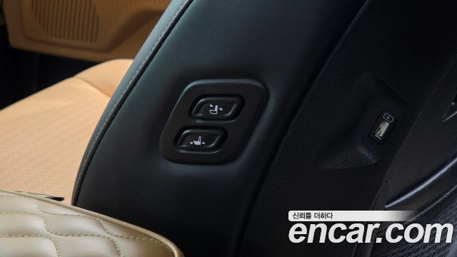Kia Canival 2023 — photo 27