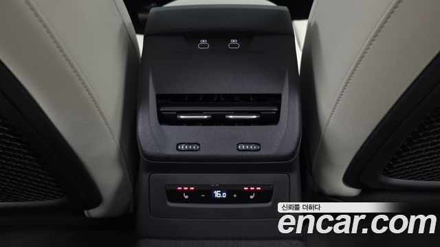 Audi A5 2025 — photo 25