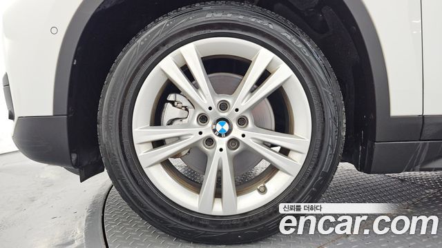 BMW X1 2016 — photo 5