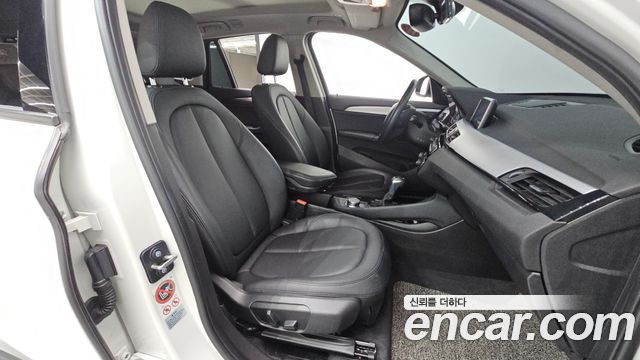 BMW X1 2016 — photo 11