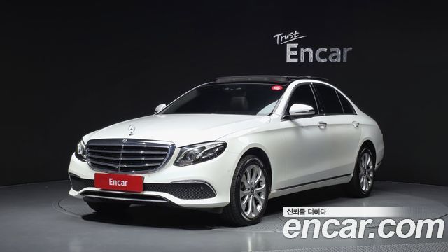 Mercedes-Benz E-Class 2019 — photo 1