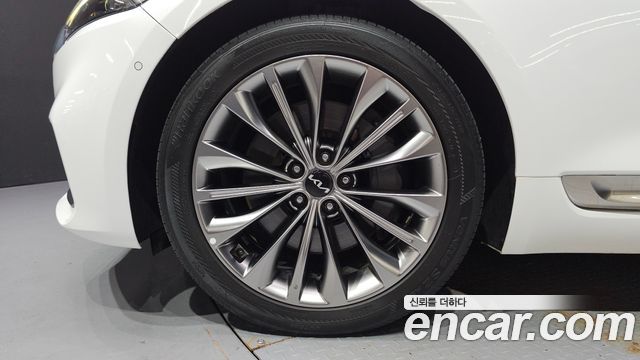 Kia K9 2023 — photo 5