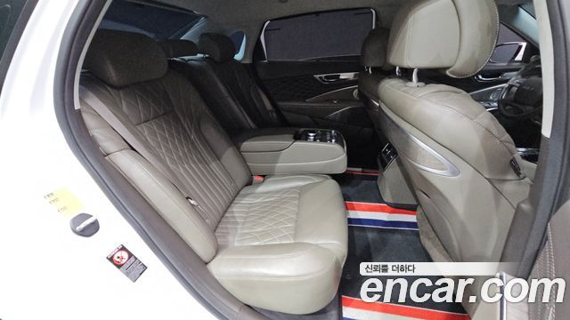 Kia K9 2023 — photo 11