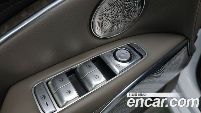 Kia K9 2023 — photo 17