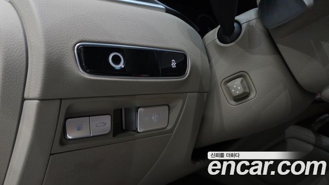 Kia K9 2023 — photo 18