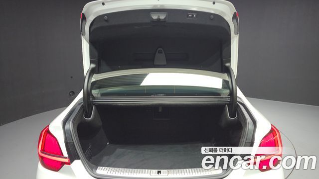 Kia K9 2023 — photo 20