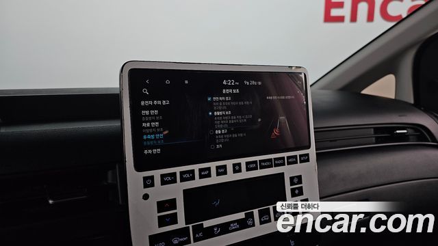 Hyundai Staria 2022 — photo 23