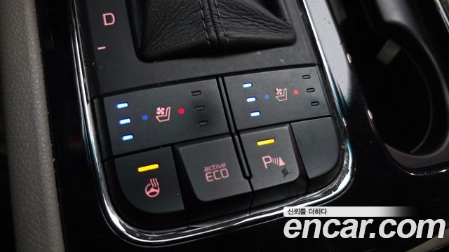 Kia Canival 2017 — photo 22