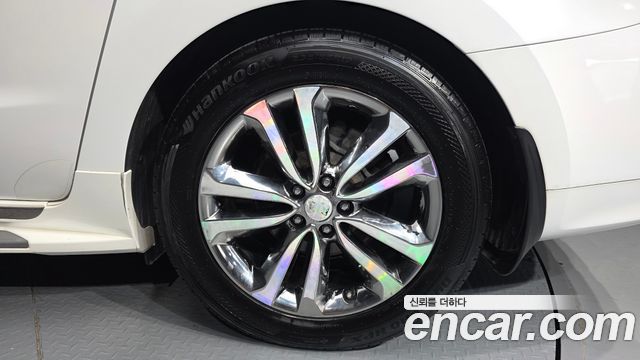 Kia Canival 2017 — photo 7