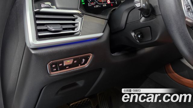 BMW X7 2021 — photo 15