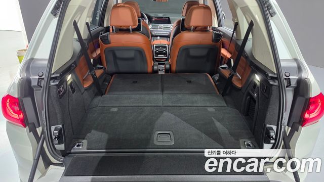 BMW X7 2021 — photo 20