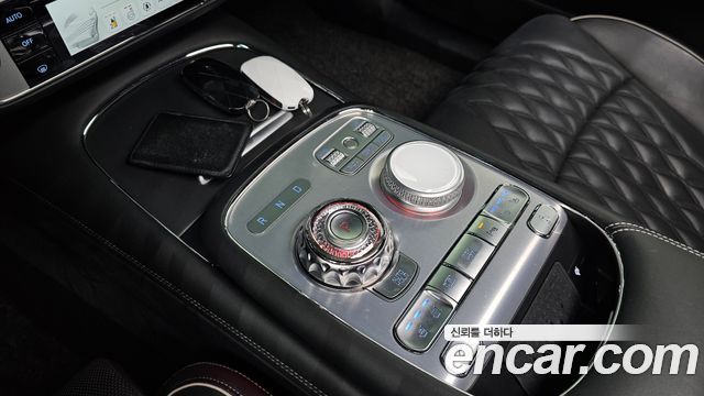 Genesis G90 2022 — photo 9