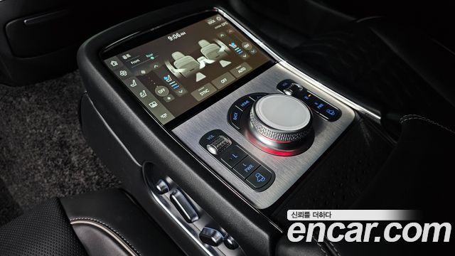 Genesis G90 2022 — photo 17