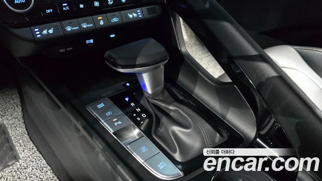 Hyundai AVANTE 2024 — photo 12