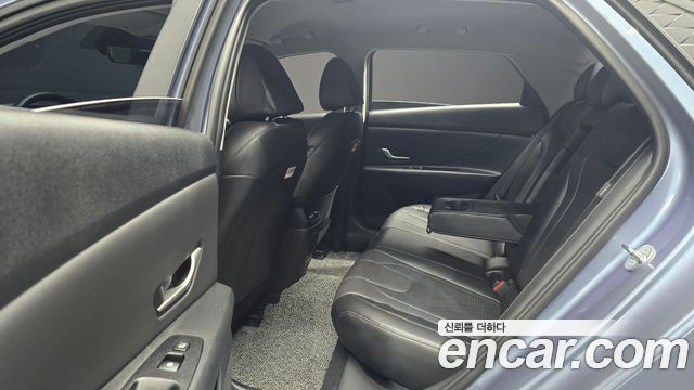 Hyundai AVANTE 2024 — photo 18