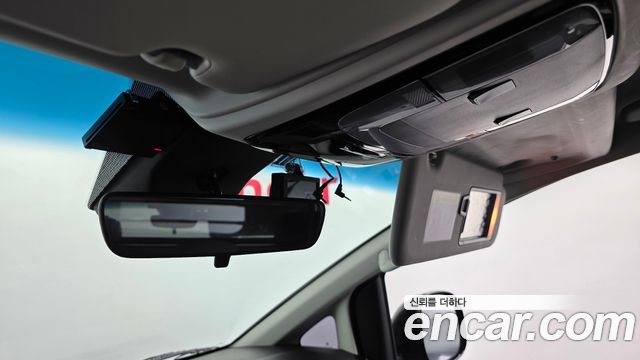 Hyundai Staria 2022 — photo 22
