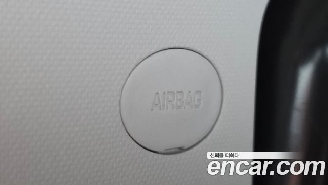 Hyundai Staria 2022 — photo 28