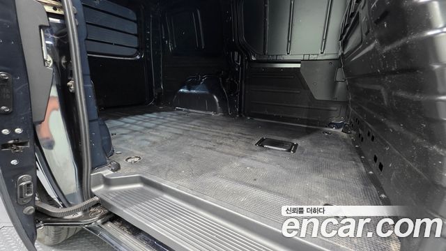 Hyundai Staria 2022 — photo 29