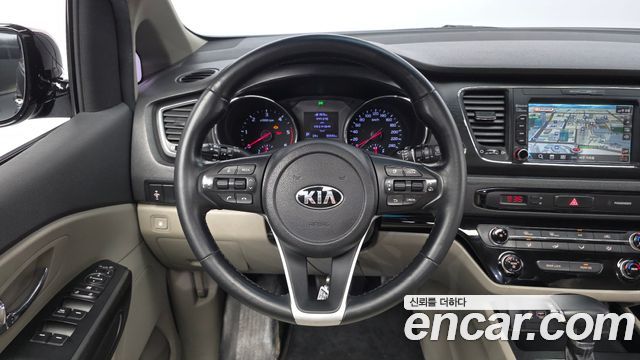 Kia Canival 2019 — photo 19