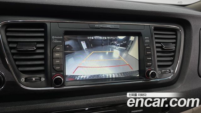 Kia Canival 2019 — photo 21