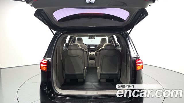 Kia Canival 2019 — photo 26