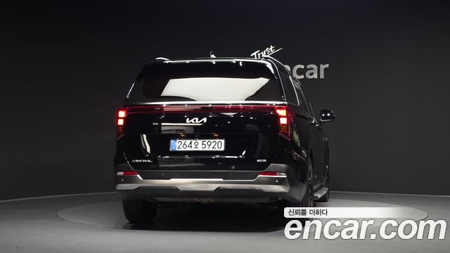 Kia Canival 2025 — photo 4