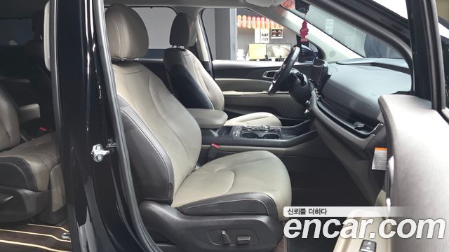 Kia Canival 2025 — photo 17