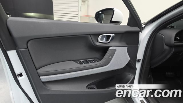 Polestar Polestar 2 2025 — photo 14