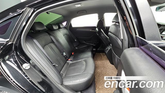 Hyundai Sonata 2015 — photo 17