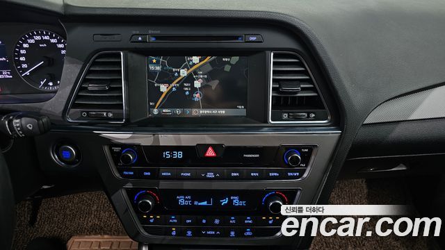 Hyundai Sonata 2015 — photo 23