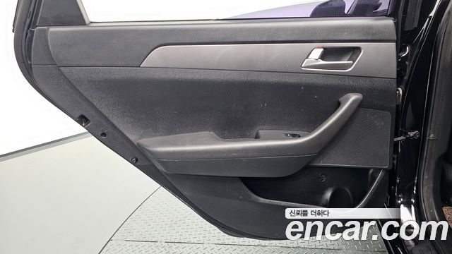 Hyundai Sonata 2015 — photo 15