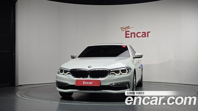 BMW 5-Series 2018 — photo 3