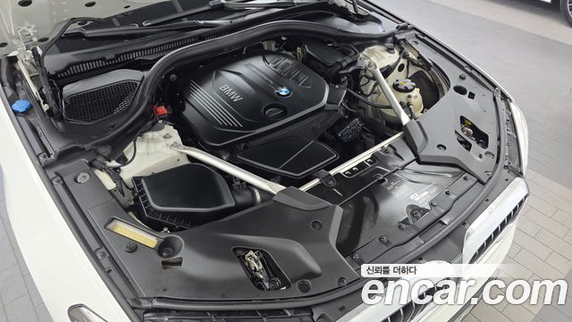 BMW 5-Series 2018 — photo 6