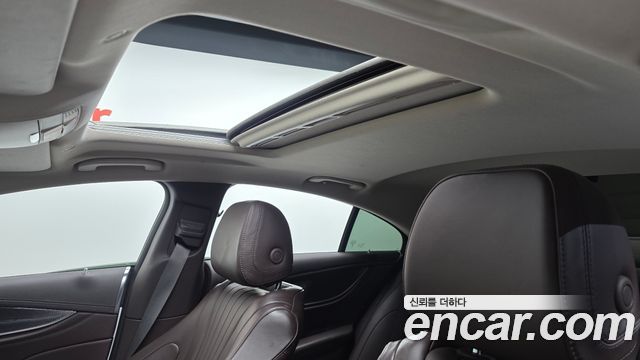 Mercedes-Benz CLS-Class 2019 — photo 22