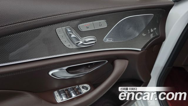Mercedes-Benz CLS-Class 2019 — photo 25