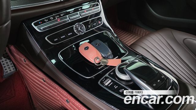 Mercedes-Benz CLS-Class 2019 — photo 26