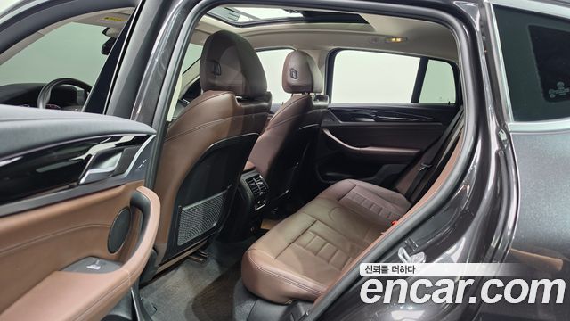 BMW X4 2020 — photo 17