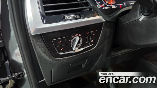 BMW X4 2020 — photo 26