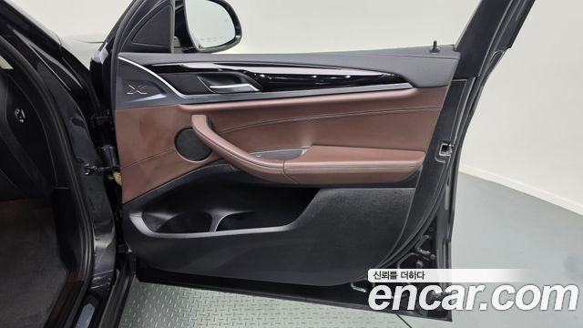 BMW X4 2020 — photo 14