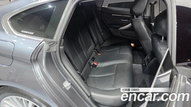 BMW 4-Series 2019 — photo 17