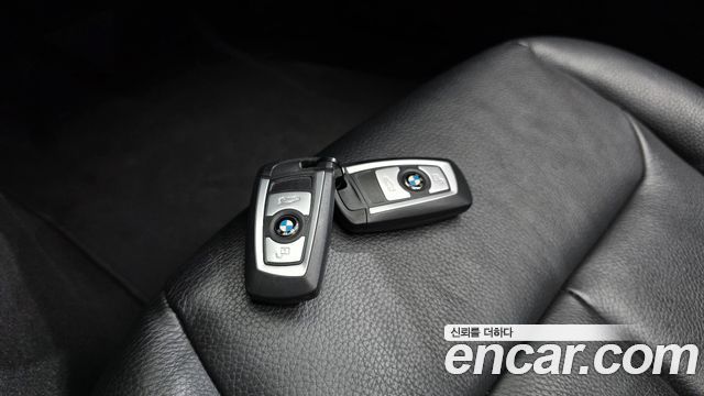BMW 4-Series 2019 — photo 22