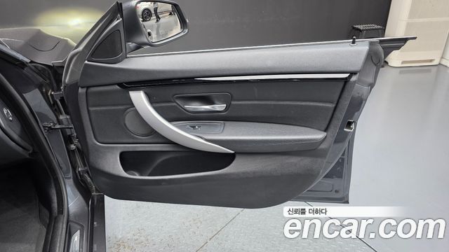 BMW 4-Series 2019 — photo 15